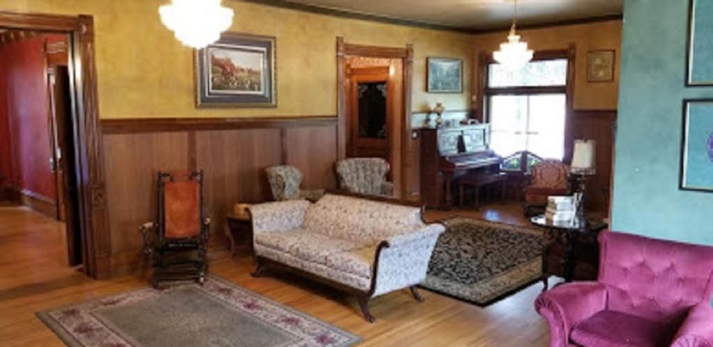 Historic Victorian Inn Sioux Falls Exterior photo